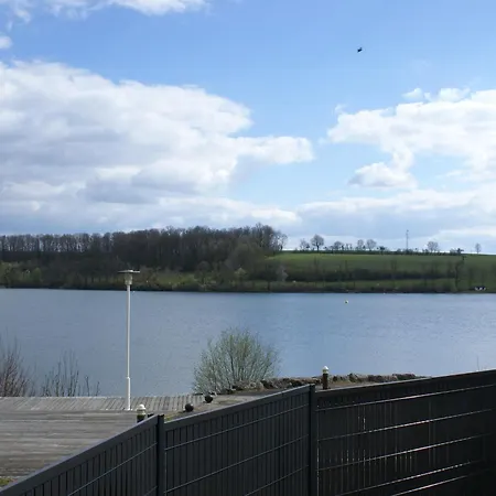 Renove Au Bord Du Avec Terrasse, Parking Reserve, Equipements Modernes Et Aire De Jeux. - Fr-1-611a-16 *