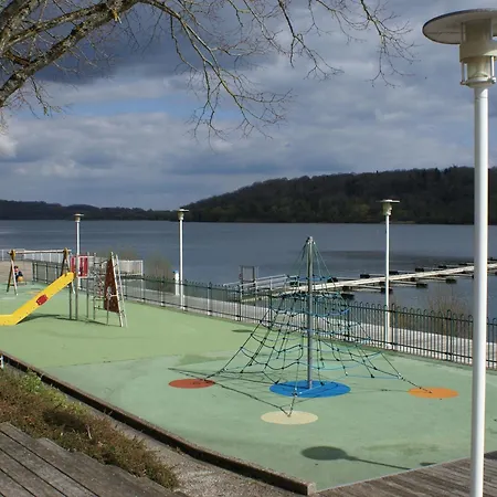 Renove Au Bord Du Avec Terrasse, Parking Reserve, Equipements Modernes Et Aire De Jeux. - Fr-1-611a-16 *